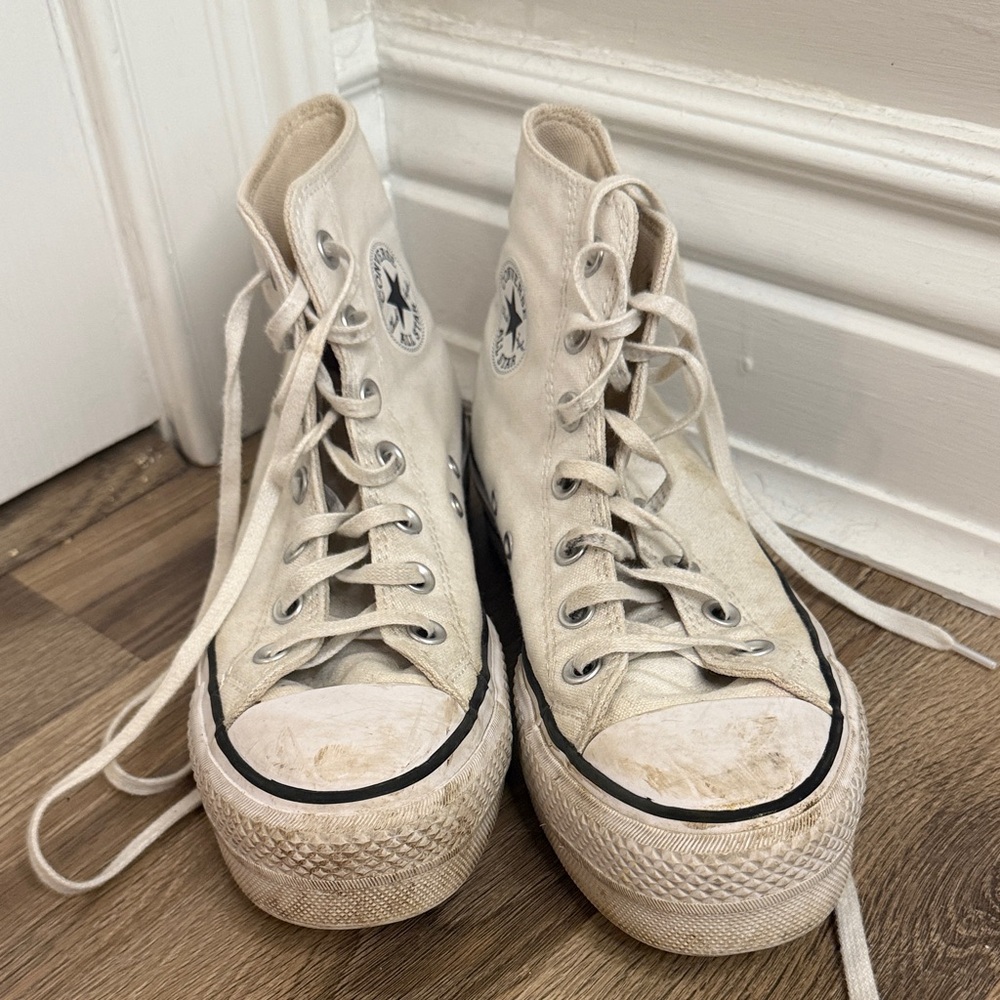 Chuck Taylor All Star Lift Platform Canvas - Picture 2 of 4